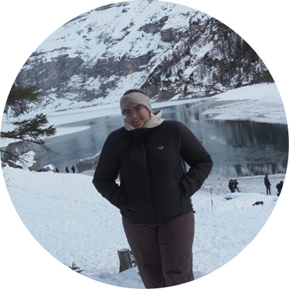 Portrait von Rahel Haubrich im Winter